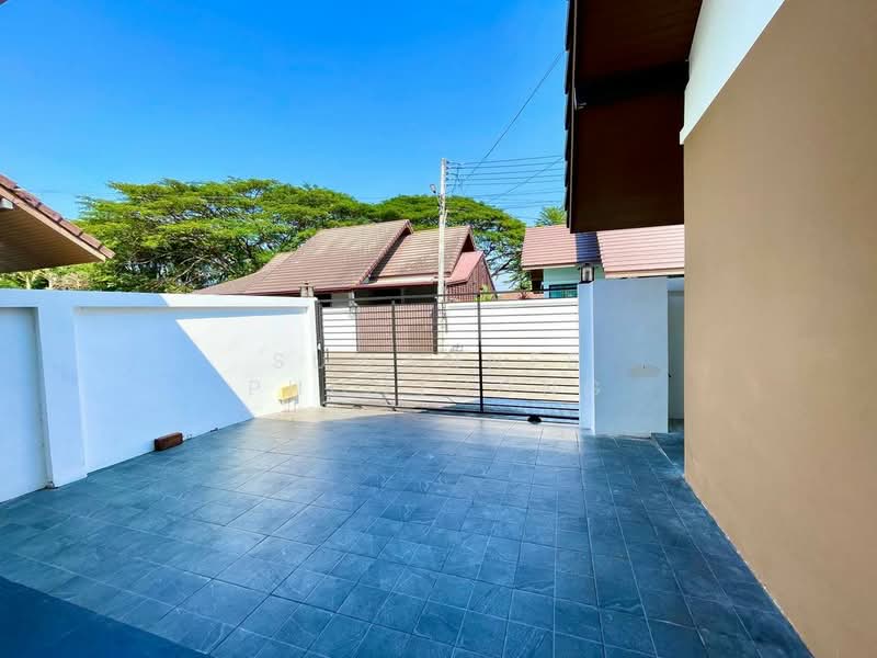 Fully Furnished House with Private Pool, Chon Buri (Pattaya), Huai Yai, Bang Lamung (Pattaya), Chon Buri (Pattaya), 2 Bedrooms, 212 sqm, Single Detached House For Sale, by Suwannee Phonthong, 500181629 - DDproperty.com