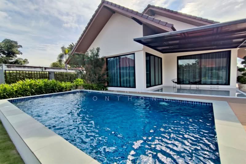 Fully Furnished House with Private Pool, Chon Buri (Pattaya), Huai Yai, Bang Lamung (Pattaya), Chon Buri (Pattaya), 2 Bedrooms, 212 sqm, Single Detached House For Sale, by Suwannee Phonthong, 500181629 - DDproperty.com