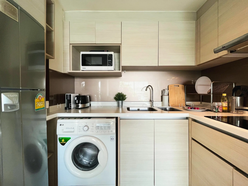 Socio Reference 61, Bangkok, Sukhumvit 61, Khlongtoei Nua, Watthana, Bangkok, 2 Bedrooms, 68 sqm, Condo For Rent, by The Luxe Group, 500181673 - DDproperty.com