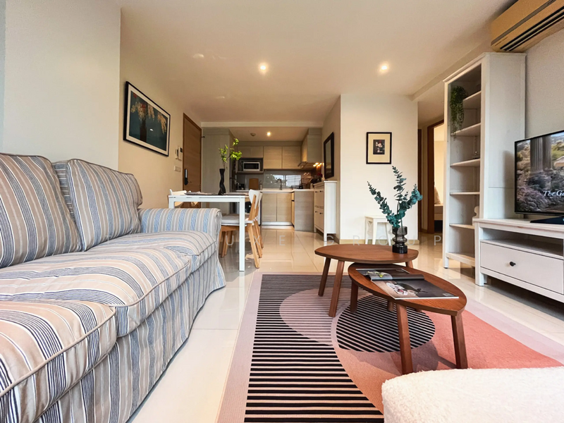 Socio Reference 61, Bangkok, Sukhumvit 61, Khlongtoei Nua, Watthana, Bangkok, 2 Bedrooms, 68 sqm, Condo For Rent, by The Luxe Group, 500181673 - DDproperty.com