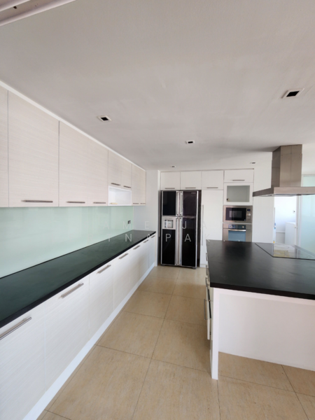 เลควิว เรสซิเดนซ์ : Lakeview Residences, กรุงเทพ, ซอยสุขุมวิท 12, คลองเตย, คลองเตย, กรุงเทพ, 380 ตร.ม., อพาร์ทเมนท์ ให้เช่า, โดย Samerjai Lertnapakriengkai, 500181729 - DDproperty.com