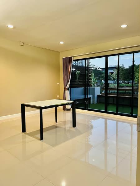 หมู่บ้านมณียา Maneeya, Bangkok, Khlong Kum, Bueng Kum, Bangkok, 3 Bedrooms, 180 sqm, Single Detached House For Sale, by NRagent, 500181735 - DDproperty.com