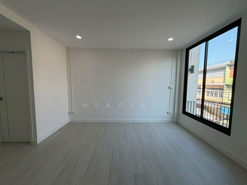 ขายโฮมออฟฟิศ ซอยนนทบุรี46, Nonthaburi, Tha-Sai, Muang Nonthaburi, Nonthaburi, 3 Bedrooms, 170 sqm, Townhouse For Sale, by NRagent, 500181759 - DDproperty.com
