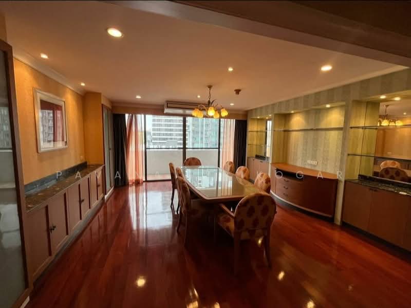 Oriental Towers, Bangkok, 25 Soi Ekkamai 12, Ekkamai Road, Khlong Tan Nua, Watthana, Bangkok, 3 Bedrooms, 315 sqm, Condo For Rent, by Pavana Sirikogar, 500181784 - DDproperty.com