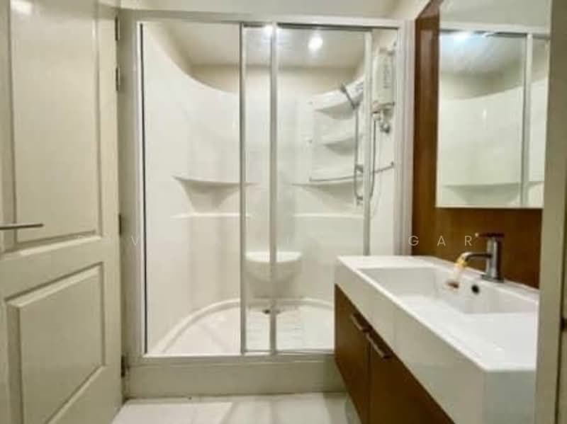 Q House Condo Sathorn, Bangkok, Thonburi Road, Khlong Ton Sai, Khlong San, Bangkok, 2 Bedrooms, 57 sqm, Condo For Rent, by Pavana Sirikogar, 500181787 - DDproperty.com