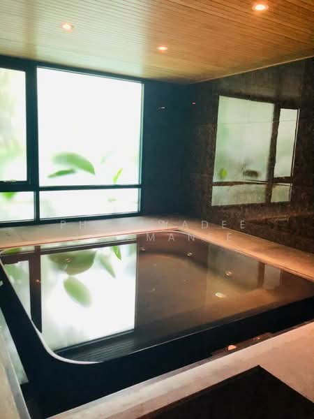 Vtara Sukhumvit 36, Bangkok, 118 Soi Saen Sabai, Phra Kanong, Khlong Toei, Bangkok, 2 Bedrooms, 51 sqm, Condo For Rent, by Phakawadee Jiramanee, 500181824 - DDproperty.com