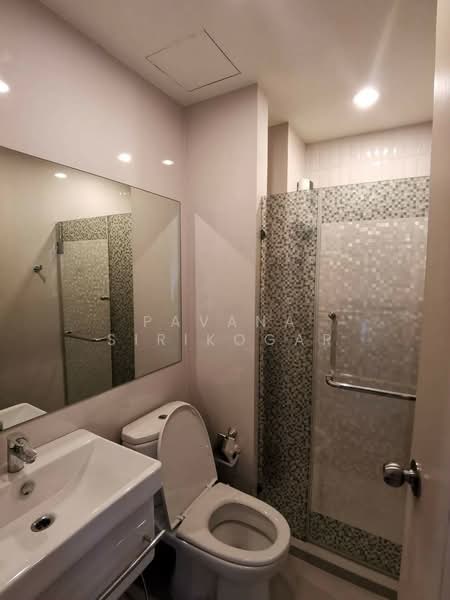 Life Asoke, Bangkok, Asoke-Dindang Road, Bang Kapi, Huai Khwang, Bangkok, 2 Bedrooms, 55 sqm, Condo For Rent, by Pavana Sirikogar, 500181836 - DDproperty.com