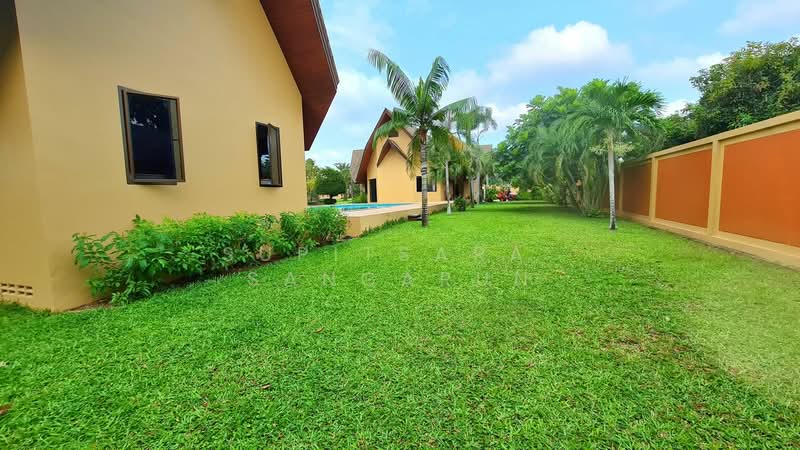 6-BR Villa, Chon Buri (Pattaya), Sattahip, Sattahip, Chon Buri (Pattaya), 6 Bedrooms, 355 sqm, Villa For Sale, by Supitsara  Sangarun, 500181837 - DDproperty.com
