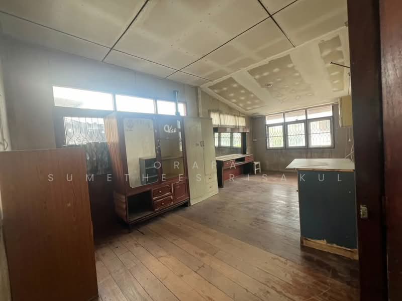 3-BR House, Bangkok, Samsen Nok, Huai Khwang, Bangkok, 3 Bedrooms, 150 sqm, Single Detached House For Sale, by Orapa Sumetheesirisakul, 500181840 - DDproperty.com