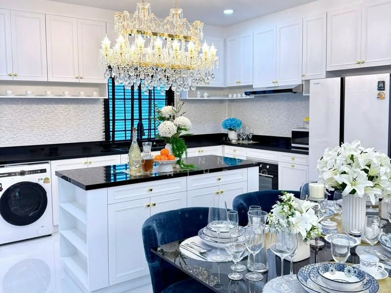 5 Bedrooms Pool Villa with Private Swimming Pool in Nong Prue Pattaya, Chon Buri (Pattaya), Nong Pru, Bang Lamung (Pattaya), Chon Buri (Pattaya), 5 Bedrooms, 250 sqm, Single Detached House For Sale, by Suwannee Phonthong, 500181879 - DDproperty.com