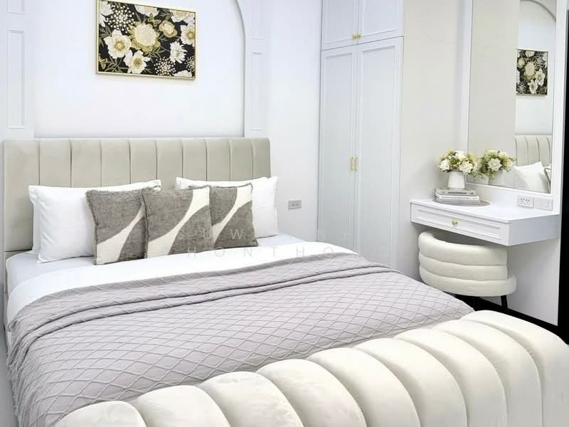 5 Bedrooms Pool Villa with Private Swimming Pool in Nong Prue Pattaya, Chon Buri (Pattaya), Nong Pru, Bang Lamung (Pattaya), Chon Buri (Pattaya), 5 Bedrooms, 250 sqm, Single Detached House For Sale, by Suwannee Phonthong, 500181879 - DDproperty.com