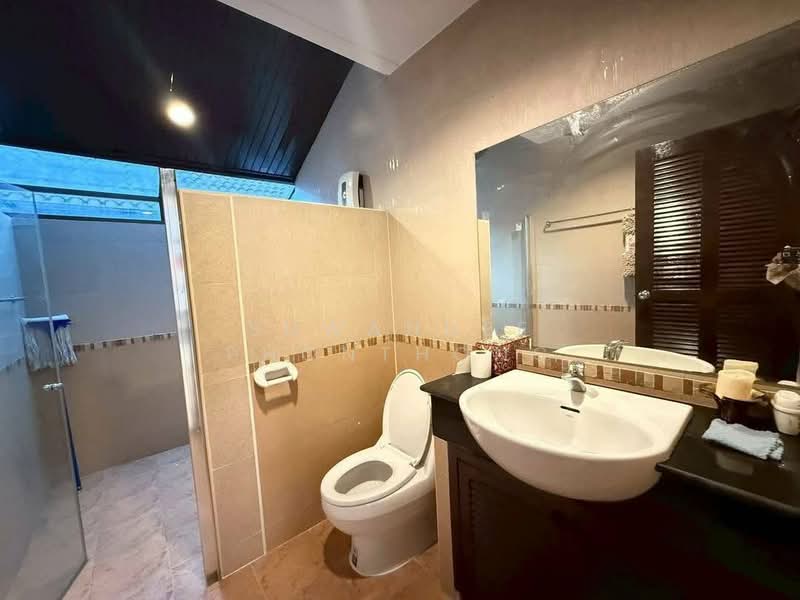 beautifully renovated pool villa inBaan Balina 1, Chon Buri (Pattaya), Na Chom Thian, Sattahip, Chon Buri (Pattaya), 4 Bedrooms, 280 sqm, Single Detached House For Sale, by Suwannee Phonthong, 500181930 - DDproperty.com