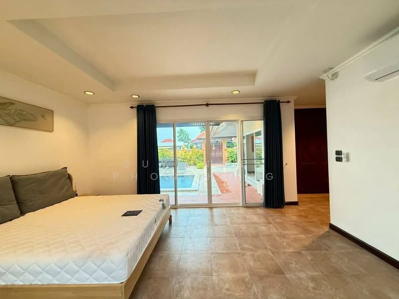 beautifully renovated pool villa inBaan Balina 1, Chon Buri (Pattaya), Na Chom Thian, Sattahip, Chon Buri (Pattaya), 4 Bedrooms, 280 sqm, Single Detached House For Sale, by Suwannee Phonthong, 500181930 - DDproperty.com