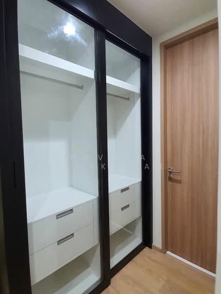 Noble Around Sukhumvit 33, Bangkok, 17 Soi Sukhumvit 33, Khlong Tan Nua, Watthana, Bangkok, 1 Bedroom, 30 sqm, Condo For Rent, by Pavana Sirikogar, 500181979 - DDproperty.com