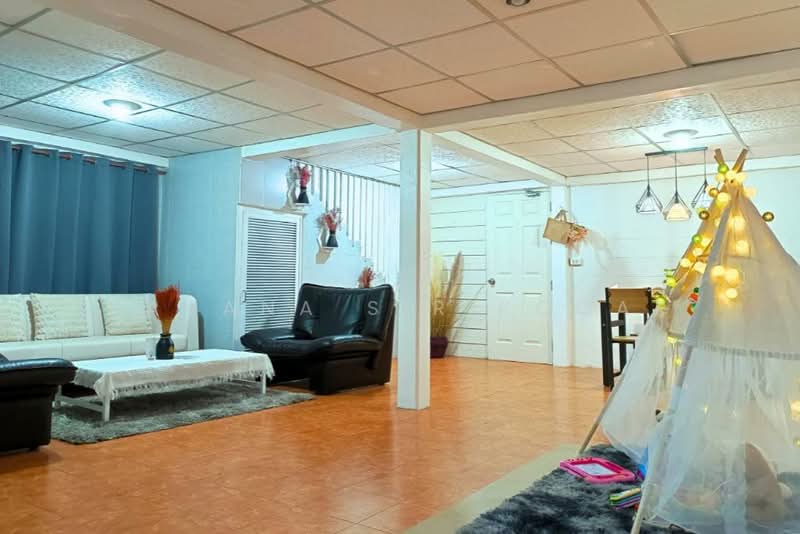 4-BR House, Bangkok, Huai Khwang, Huai Khwang, Bangkok, 4 Bedrooms, 600 sqm, Single Detached House For Rent, by Pavana Sirikogar, 500181997 - DDproperty.com