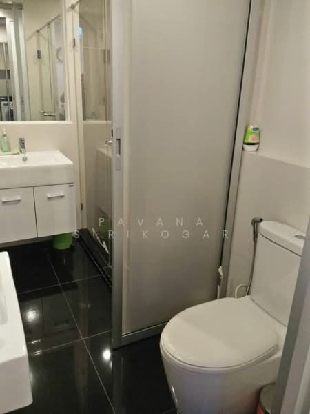 Rhythm Sathorn-Narathiwas, Bangkok, 651 Naradhiwas Rajanagarindra Road, Thung Maha Mek, Sathon, Bangkok, 2 Bedrooms, 54 sqm, Condo For Rent, by Pavana Sirikogar, 500182012 - DDproperty.com