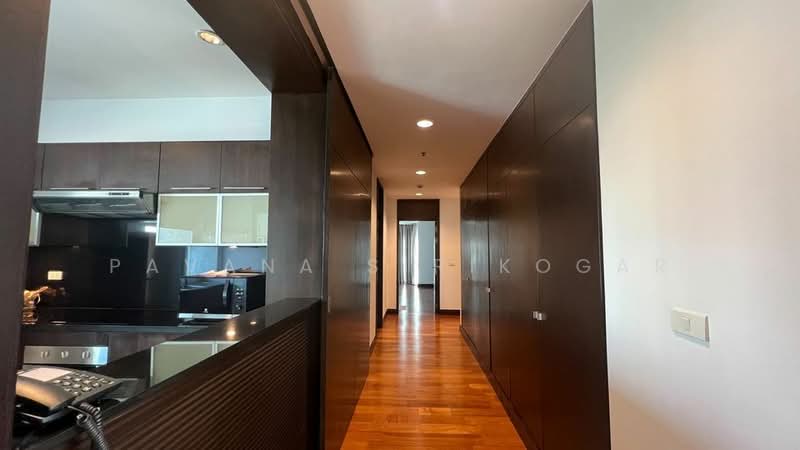 Royal Residence Park, Bangkok, 99 Royal Resident Park Lumphini, Lumphini, Pathum Wan, Bangkok, 4 Bedrooms, 275 sqm, Apartment For Rent, by Pavana Sirikogar, 500182022 - DDproperty.com