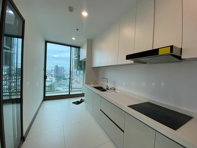 Supalai Oriental Sukhumvit 39, Bangkok, Soi Sukhumvit 39, Khlong Tan Nua, Watthana, Bangkok, 3 Bedrooms, 180 sqm, Condo For Rent, by Pavana Sirikogar, 500182038 - DDproperty.com