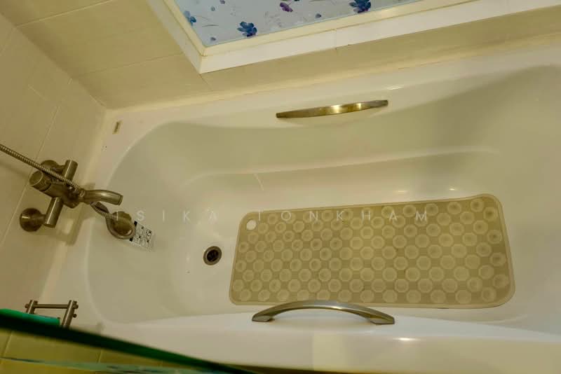 IDEO Ratchada-Huaikwang, Bangkok, 62 Pracharajbumpen Road, Huai Khwang, Huai Khwang, Bangkok, 1 Bedroom, 35 sqm, Condo For Rent, by Isika Tonkham, 500182049 - DDproperty.com