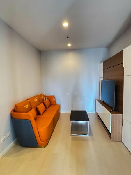 Noble Ploenchit, Bangkok, 1035 Ploenchit  Road, Lumphini, Pathum Wan, Bangkok, 2 Bedrooms, 71 sqm, Condo For Rent, by Natasa Techathonthanakhun, 500182067 - DDproperty.com