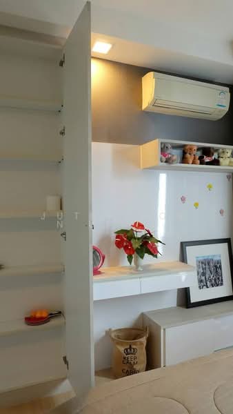 Thru Thonglor, Bangkok, Petchaburi Road, Bang Kapi, Huai Khwang, Bangkok, 1 Bedroom, 31 sqm, Condo For Rent, by Juthabhorn Uppachit (Amy), 500182071 - DDproperty.com