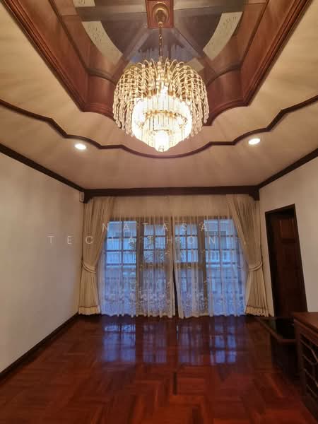 For Rent - 4-BR House, Bangkok