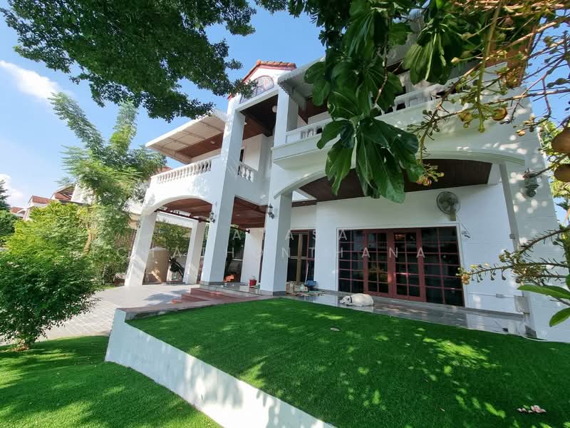 For Rent - 4-BR House, Bangkok