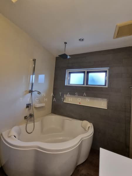 For Rent - 4-BR House, Bangkok