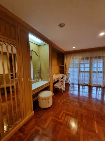 For Rent - 4-BR House, Bangkok