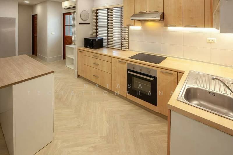 33 Tower, Bangkok, 399 Sukhumvit Road, Khlong Tan Nua, Watthana, Bangkok, 3 Bedrooms, 320 sqm, Condo For Rent, by Natasa Techathonthanakhun, 500182078 - DDproperty.com