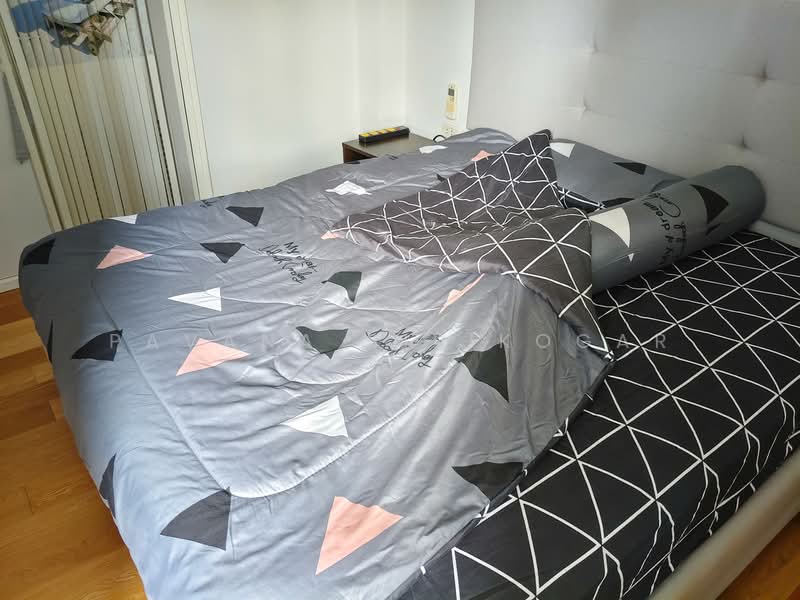 Focus Ploenchit, Bangkok, Soi Sukhumvit 2, Khlong Toei, Khlong Toei, Bangkok, 1 Bedroom, 33 sqm, Condo For Rent, by Pavana Sirikogar, 500182109 - DDproperty.com