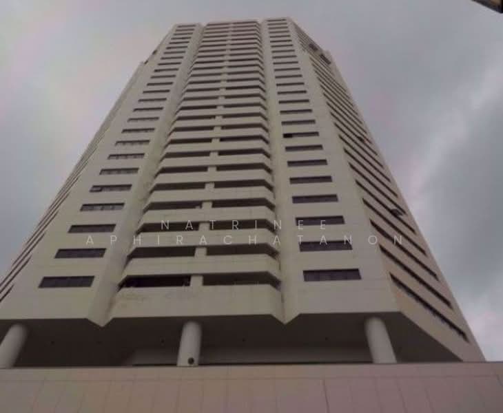 Central City East Tower, Bangkok, 1/121 East tower, Bang Na, Bang Na, Bangkok, 2 Bedrooms, 138 sqm, Condo For Rent, by Natrinee Aphirachatanon, 500182180 - DDproperty.com