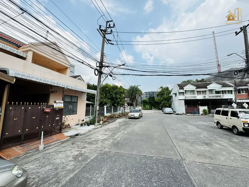 Suksomboon Phahonyothin 50, Bangkok, Khlong Tanon, Sai Mai, Bangkok, 4 Bedrooms, 245 sqm, Townhouse For Sale, by ณัฐพล ชือไพเวสน์, 500182182 - DDproperty.com
