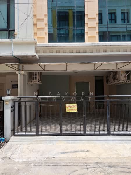 ทาวน์เฮ้าส์ 4-ห้องนอน, กรุงเทพ, บางนาเหนือ, บางนา, กรุงเทพ, 175 ตร.ม., ทาวน์เฮ้าส์ ขาย, โดย Nisakorn Wingwat, 500182200 - DDproperty.com