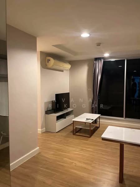 The Kris Ratchada 17, Bangkok, Inthamara 45 Alley, Din Daeng, Din Daeng, Bangkok, 2 Bedrooms, 45 sqm, Condo For Rent, by Pavana Sirikogar, 500182202 - DDproperty.com
