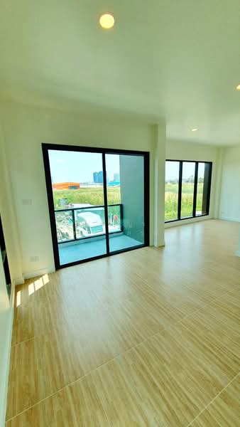 บ้านสร้างใหม่ บางแก้ว ใกล้เมกาบางนา, Samut Prakan, Bang Kaeo, Bang Plee, Samut Prakan, 4 Bedrooms, 150 sqm, Single Detached House For Sale, by ปภัชญา ธนัตถ์ภรณ์, 500182209 - DDproperty.com