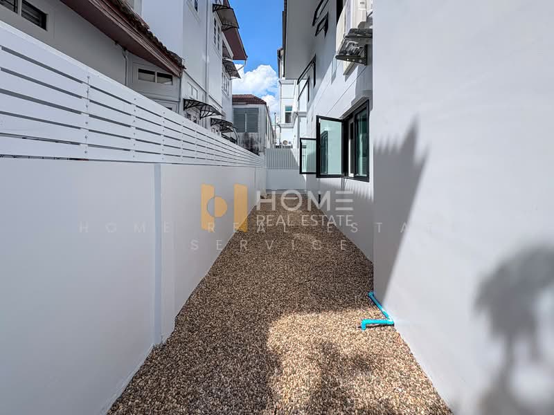 House and Land Ratchada Niwet 14, Bangkok, Samsen Nok, Huai Khwang, Bangkok, 4 Bedrooms, 220 sqm, Single Detached House For Sale, by HOME Real Estate Service, 500182217 - DDproperty.com