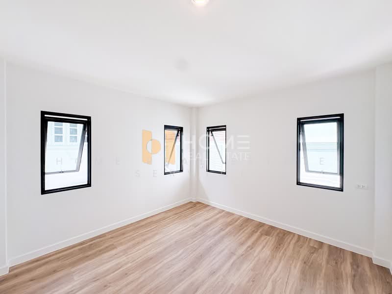 บ้านพร้อมที่ดิน รัชดานิเวศน์ 14, กรุงเทพ, สามเสนนอก, ห้วยขวาง, กรุงเทพ, 220 ตร.ม., บ้านเดี่ยว ขาย, โดย HOME Real Estate Service, 500182217 - DDproperty.com