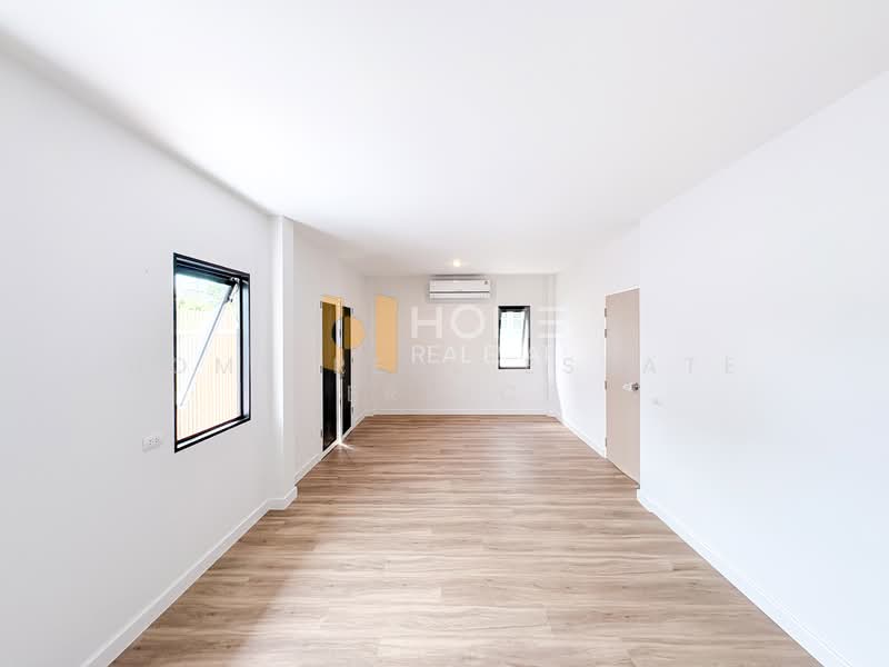 House and Land Ratchada Niwet 14, Bangkok, Samsen Nok, Huai Khwang, Bangkok, 4 Bedrooms, 220 sqm, Single Detached House For Sale, by HOME Real Estate Service, 500182217 - DDproperty.com