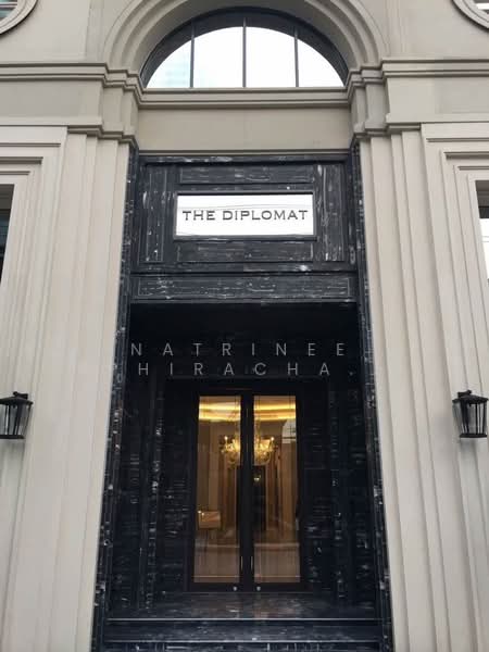 The Diplomat Sathorn : เดอะ ดิโพลแมท สาธร, กรุงเทพ, 158 ถนนสาทรเหนือ แขวงสีลม เขตบางรัก กรุงเทพมหานคร, สีลม, บางรัก, กรุงเทพ, 44 ตร.ม., คอนโด ขาย, โดย Natrinee Aphirachatanon, 500182223 - DDproperty.com