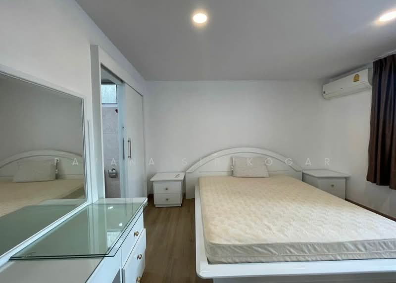 D.S. Tower 2 Sukhumvit 39, Bangkok, Soi Sukhumvit 39, Khlong Tan Nua, Watthana, Bangkok, 3 Bedrooms, 125 sqm, Condo For Rent, by Pavana Sirikogar, 500182228 - DDproperty.com