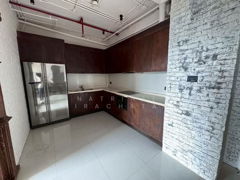 AGUSTON Sukhumvit 22 : อกัสตัน สุขุมวิท 22, กรุงเทพ, 140 ซอยสุขุมวิท 22, คลองเตย, คลองเตย, กรุงเทพ, 137 ตร.ม., คอนโด ขาย, โดย Natrinee Aphirachatanon, 500182229 - DDproperty.com