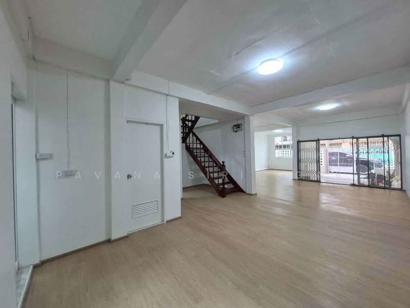 3-BR Townhouse, Bangkok, Bang Klo, Bang Kho Laem, Bangkok, 3 Bedrooms, 126 sqm, Townhouse For Rent, by Pavana Sirikogar, 500182234 - DDproperty.com