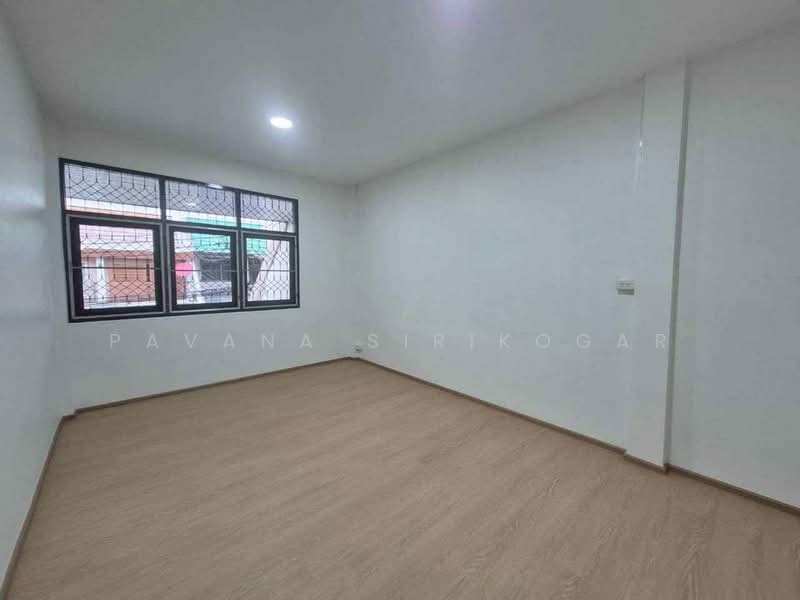 3-BR Townhouse, Bangkok, Bang Klo, Bang Kho Laem, Bangkok, 3 Bedrooms, 126 sqm, Townhouse For Rent, by Pavana Sirikogar, 500182234 - DDproperty.com