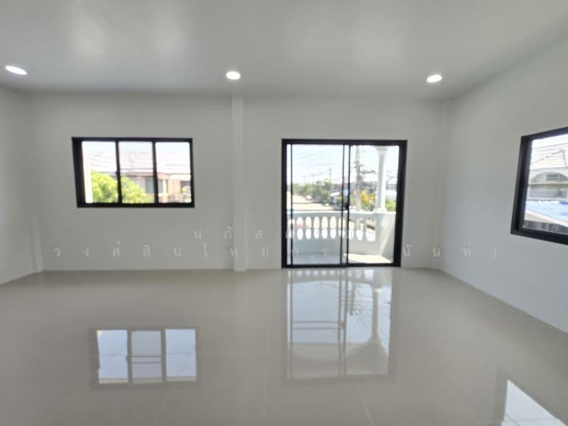 หมู่บ้านอยู่เจริญ 4 ตำบลลาดสวาย อำเภอลำลูกกา ปทุมธานี, Pathum Thani, ไสวประชาราษฎร์, Lat Sawai, Lam Luk Ka, Pathum Thani, 4 Bedrooms, 104 sqm, Townhouse For Sale, by นภัสศรณ์ วงศ์สินไทยกร (นันท์), 500182264 - DDproperty.com