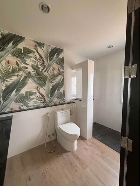 6-BR Townhouse, Bangkok, Bang Chak, Phra Khanong, Bangkok, 6 Bedrooms, 368 sqm, Townhouse For Rent, by Pavana Sirikogar, 500182267 - DDproperty.com