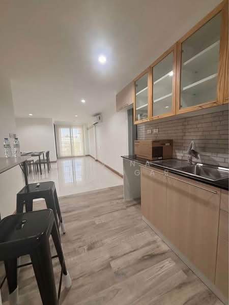 6-BR Townhouse, Bangkok, Bang Chak, Phra Khanong, Bangkok, 6 Bedrooms, 368 sqm, Townhouse For Rent, by Pavana Sirikogar, 500182267 - DDproperty.com