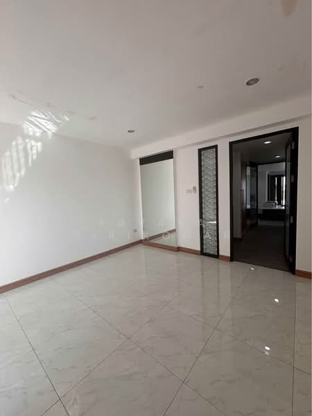 6-BR Townhouse, Bangkok, Bang Chak, Phra Khanong, Bangkok, 6 Bedrooms, 368 sqm, Townhouse For Rent, by Pavana Sirikogar, 500182267 - DDproperty.com