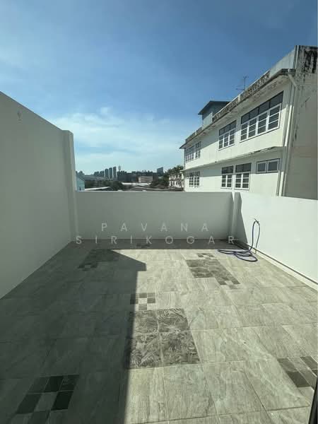 6-BR Townhouse, Bangkok, Bang Chak, Phra Khanong, Bangkok, 6 Bedrooms, 368 sqm, Townhouse For Rent, by Pavana Sirikogar, 500182267 - DDproperty.com