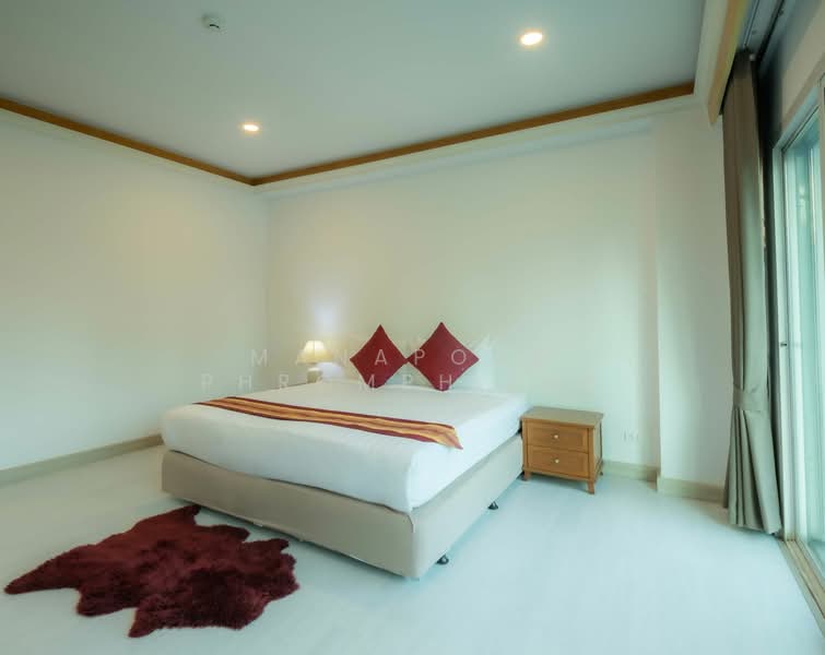 Chaidee Mansion, Bangkok, 75-7 Soi Sukhumvit 11, Khlongtoei Nua, Watthana, Bangkok, 3 Bedrooms, 270 sqm, Apartment For Rent, by Manapong Phromphitak, 500182270 - DDproperty.com